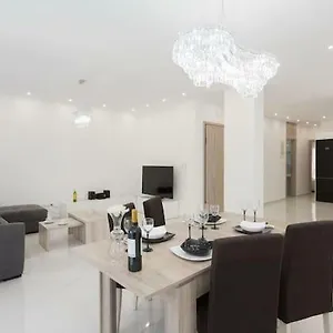 Despina's Luxury Downtown Appartamento